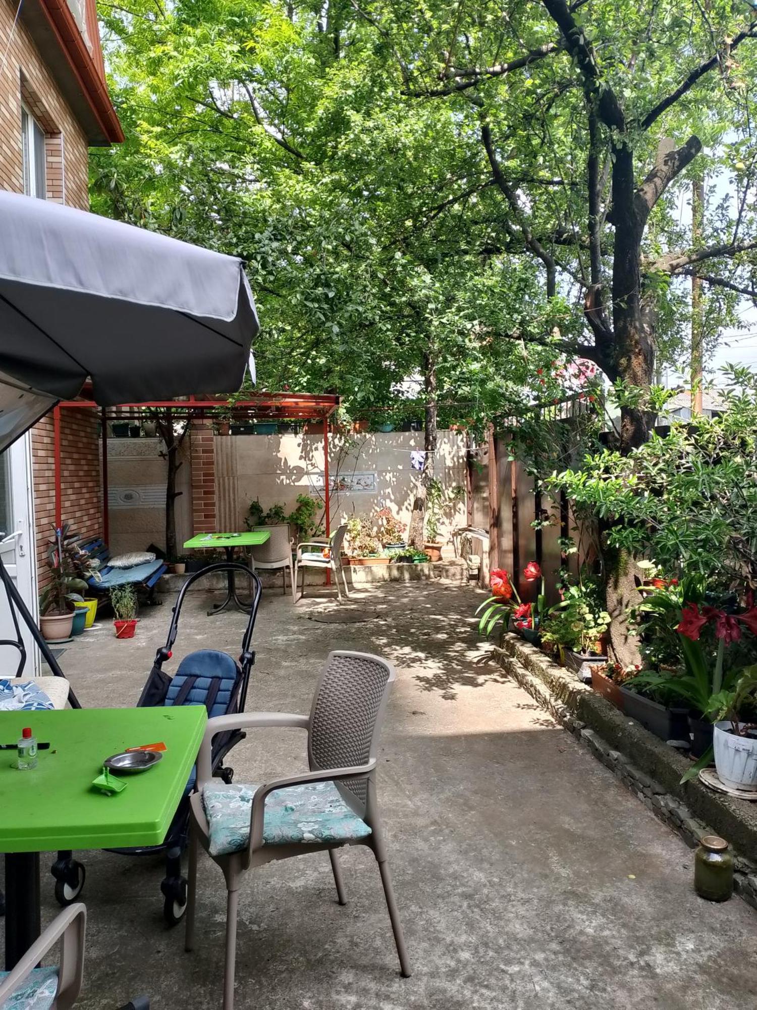 Jesis Batumi Pansiyon Dış mekan fotoğraf